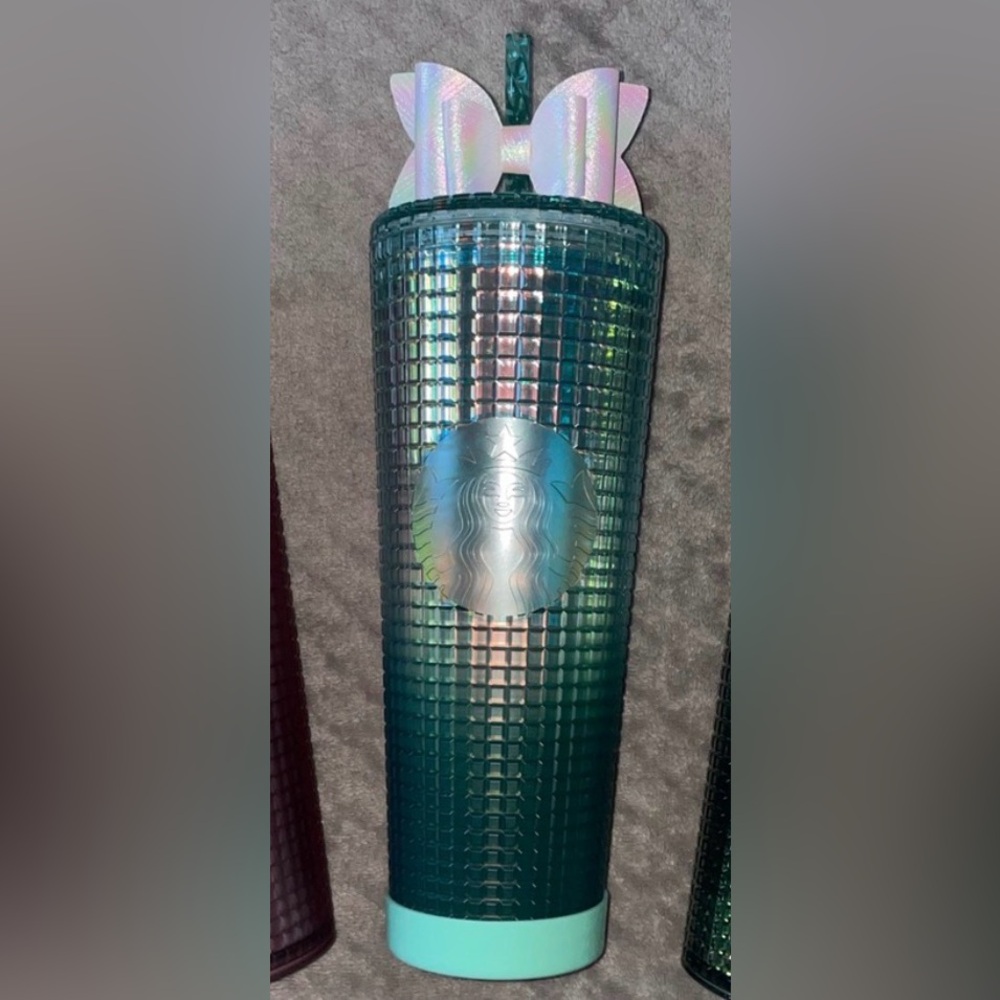 ⭐️Starbucks 2023 Green Gradient Grid tumbler